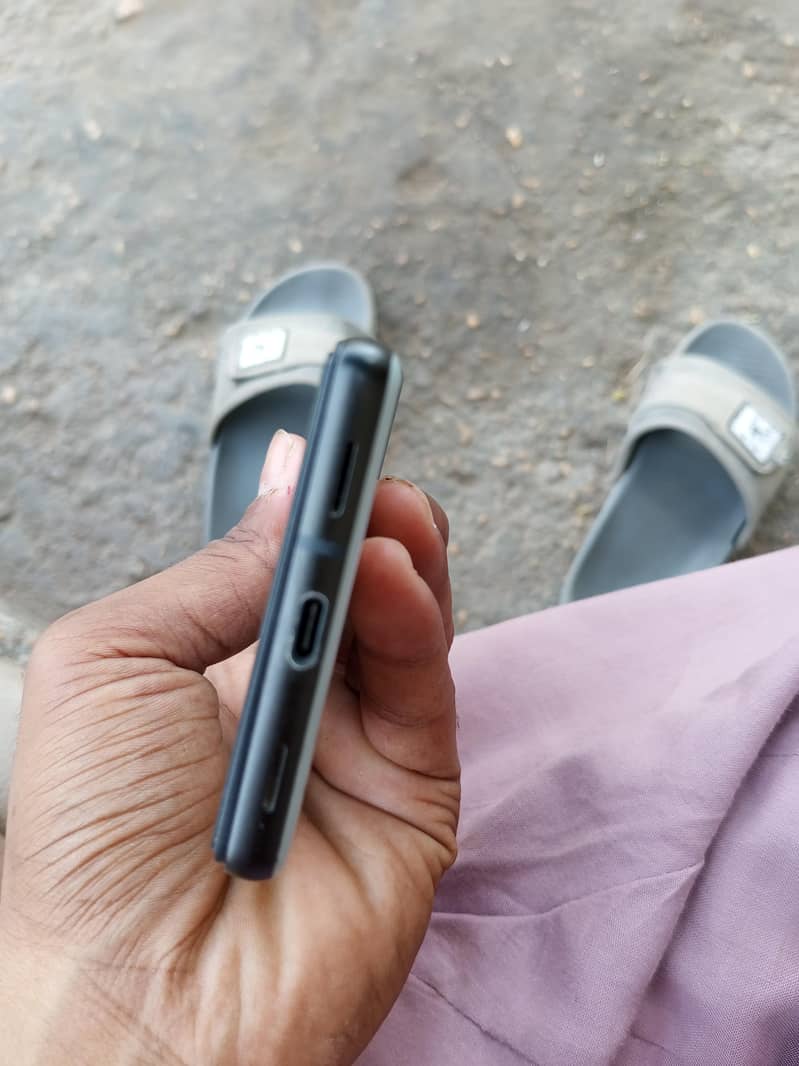 Google Pixel 6a 5