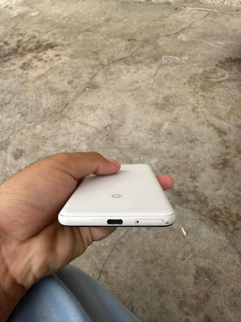 Google Pixel 3 5
