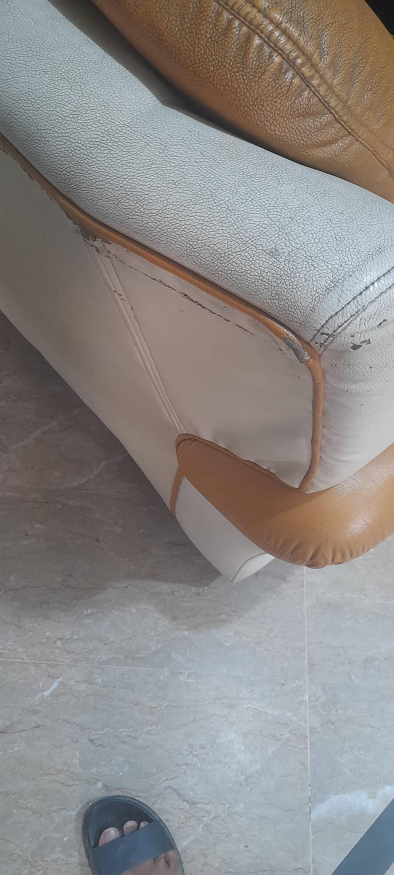 leather poshish sofas 3+2+1 2