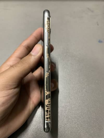 Apple iPhone Xs