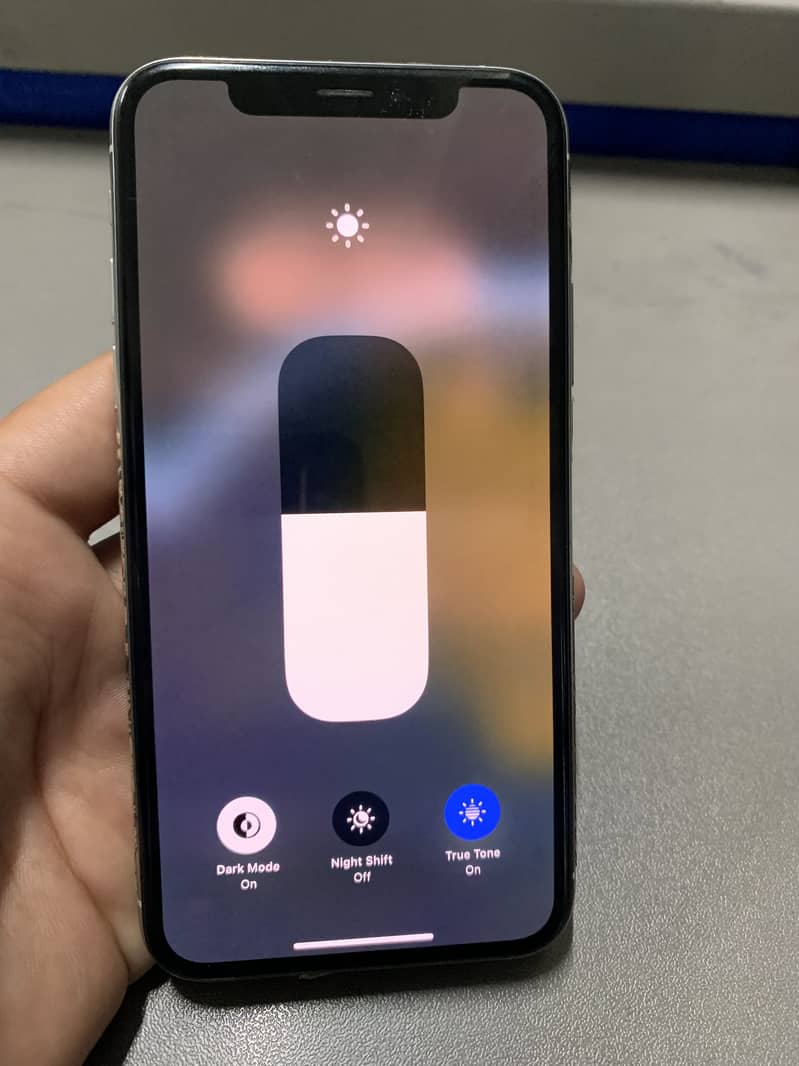 Apple iPhone Xs 3