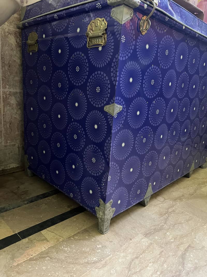 Trunk 1