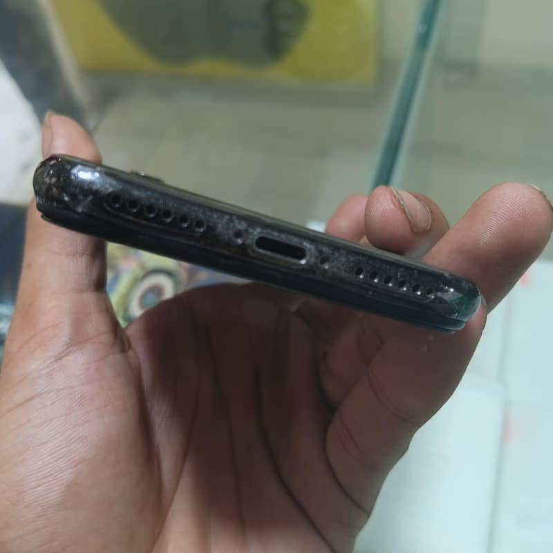 Apple iPhone X 2