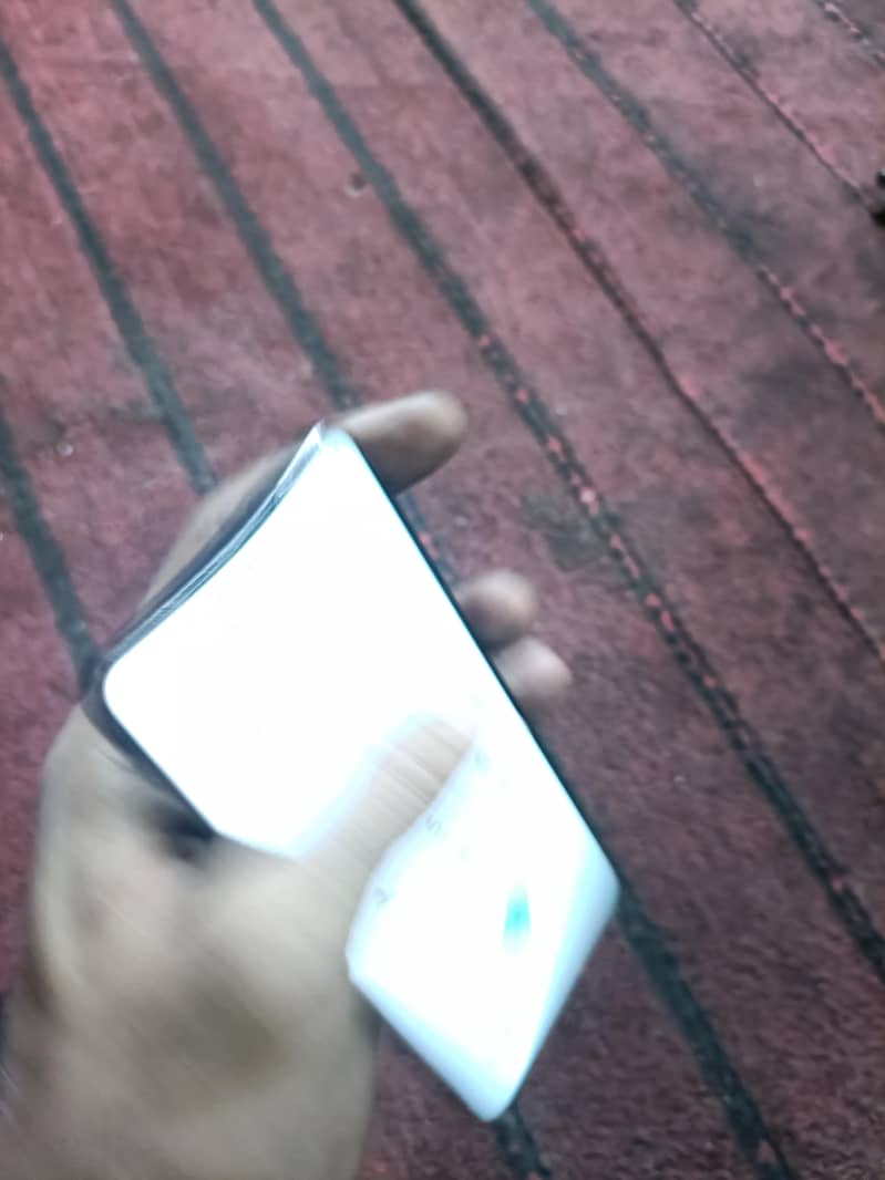 Samsung S22 5