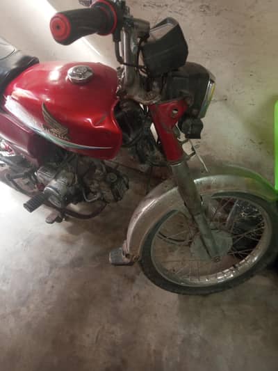 Honda CD 70 red colour 2013
