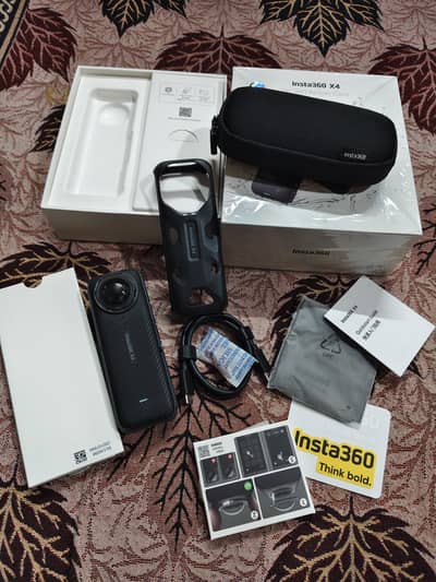 Insta360 X4 8K 360 Camera Complete Box + Extended Edition Selfie Stick