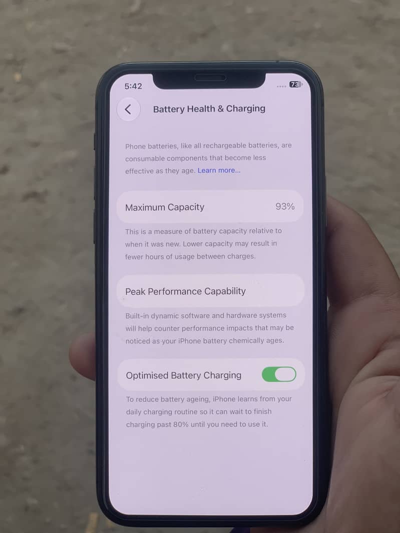 Apple iPhone 11 Pro 4