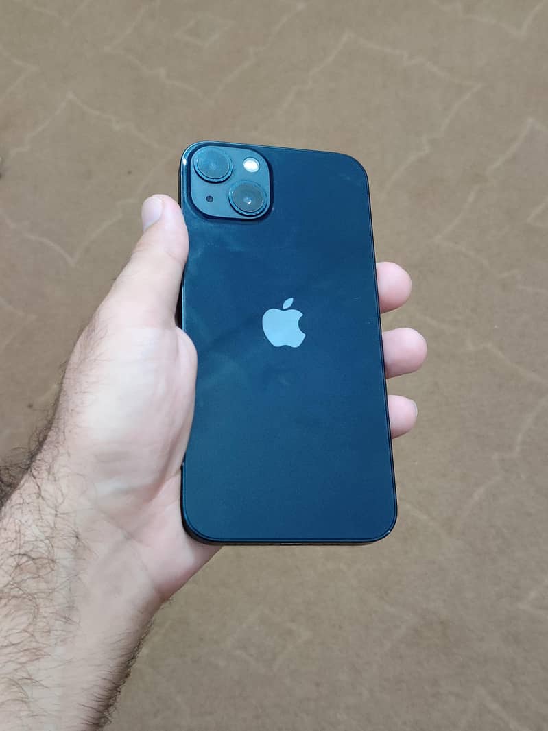 Apple iPhone 13 0