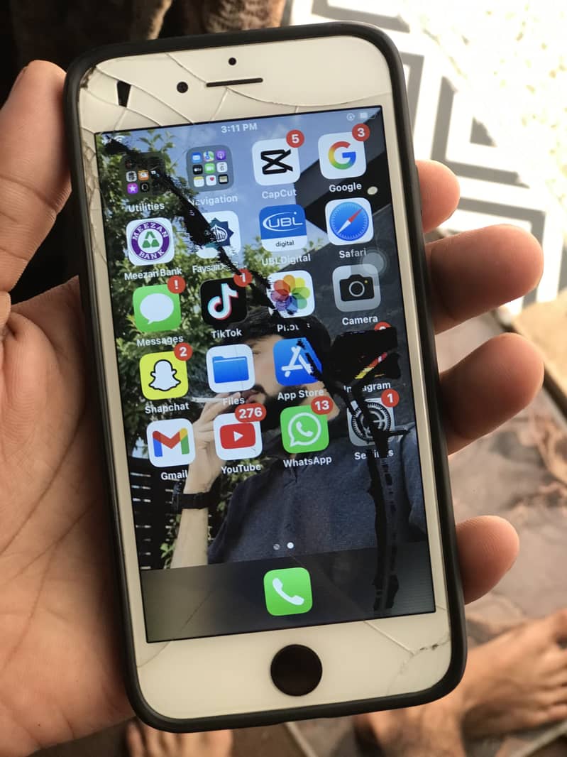 Apple iPhone 7 5