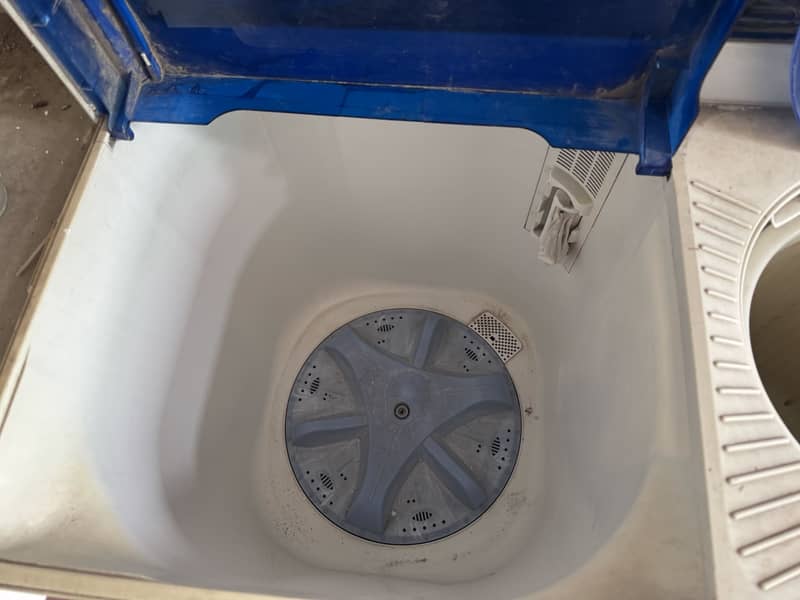 Dawlance washing machine 4