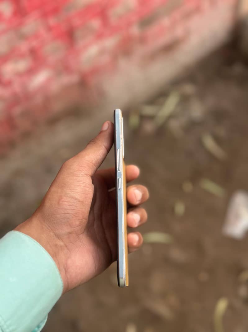 Vivo V23e 5