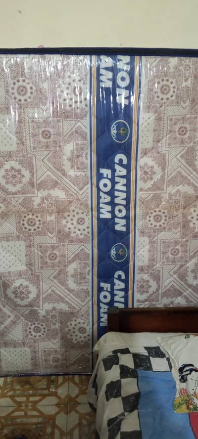 5.5 churail 6.5 lambai Medium Size. .  6.5 lambai King sa chota size hay