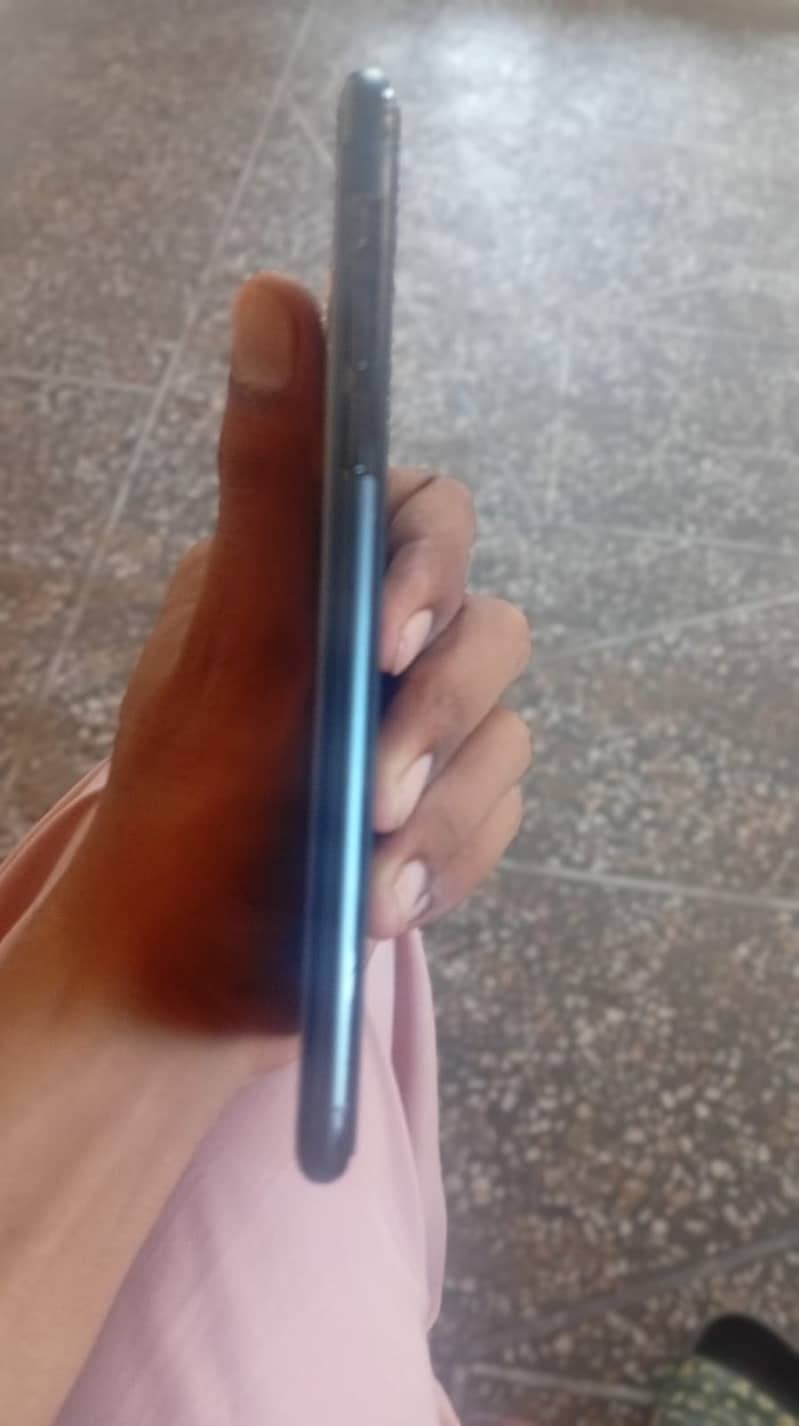 Apple iPhone 11 Pro Max 1
