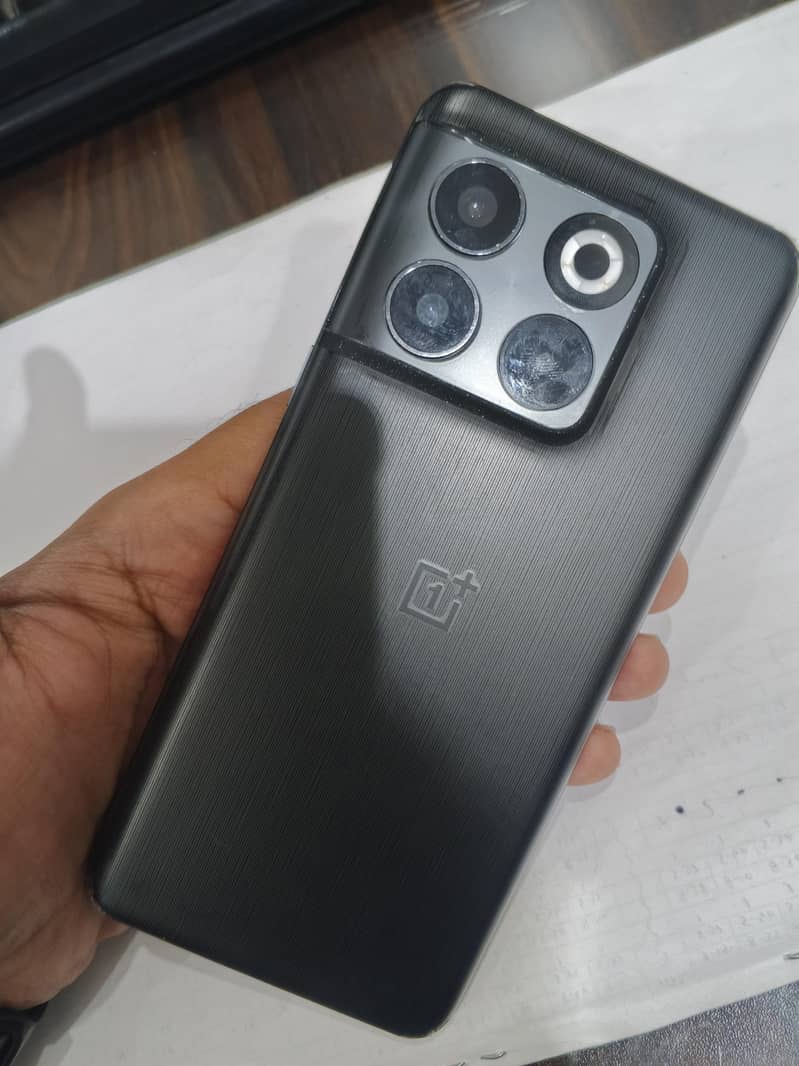 One Plus 10T 1