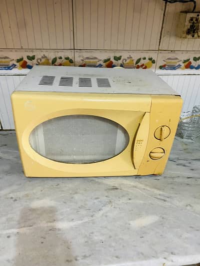 PEL Microwave Oven (20 liter size)