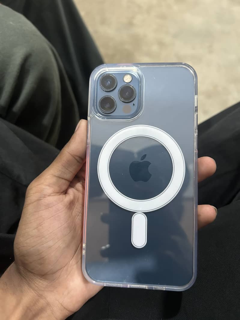 Apple iPhone 12 Pro 3