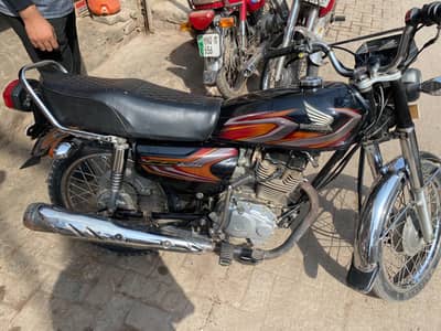 Hunda 125      22 modal