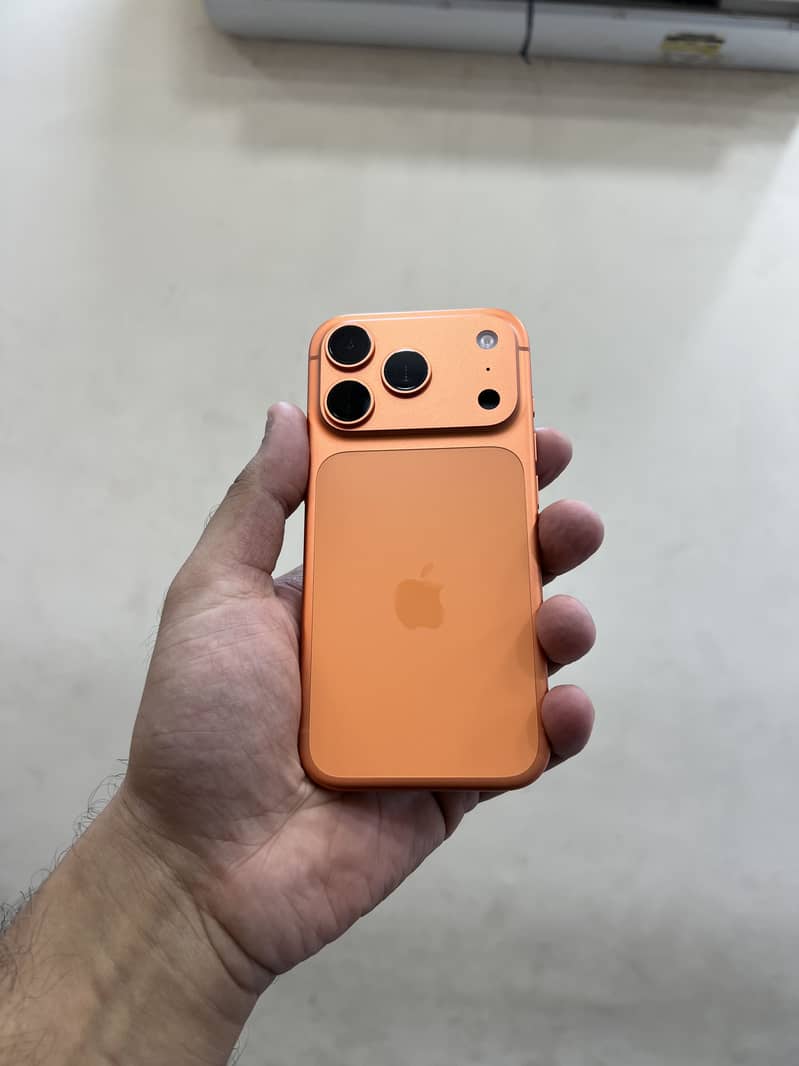 Apple iPhone 17 Pro 1