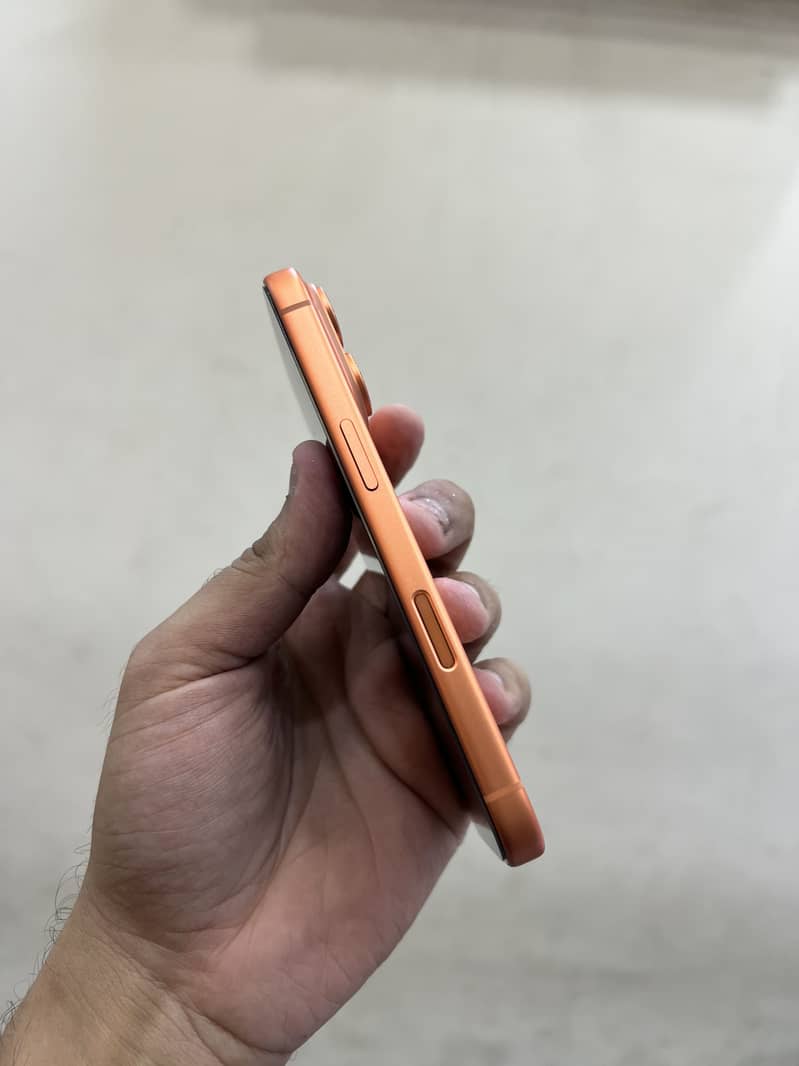 Apple iPhone 17 Pro 6