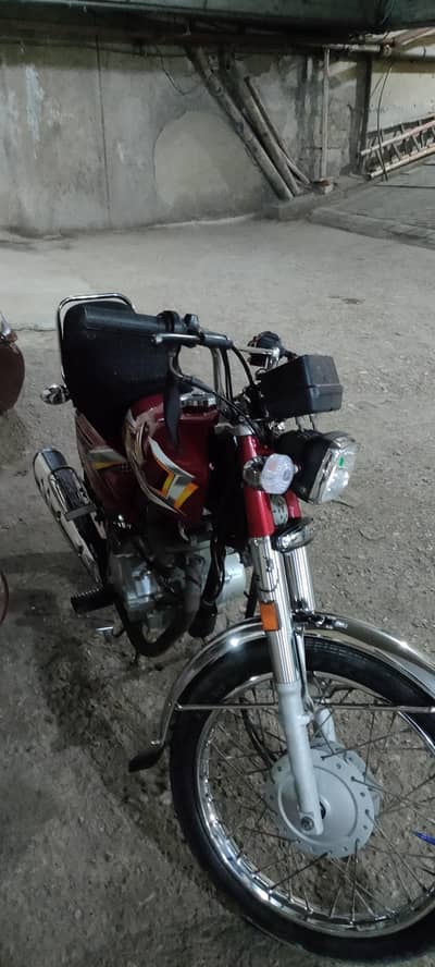 Honda CG-125 2025