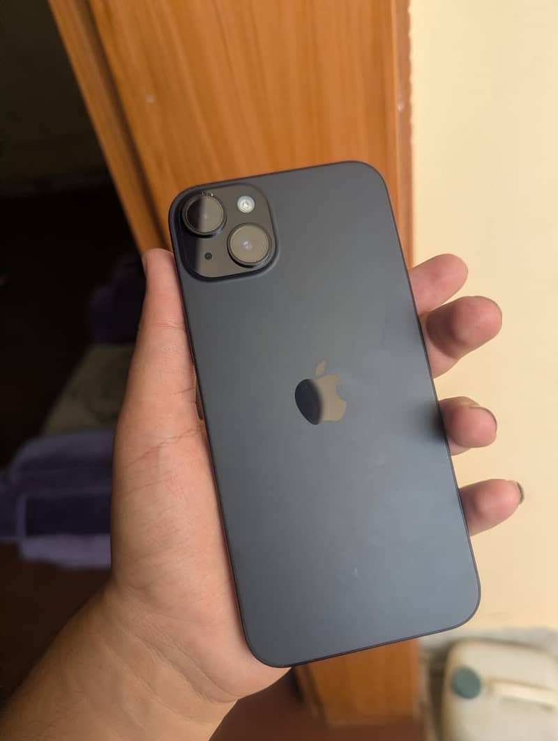 Apple iPhone 15 plus 5