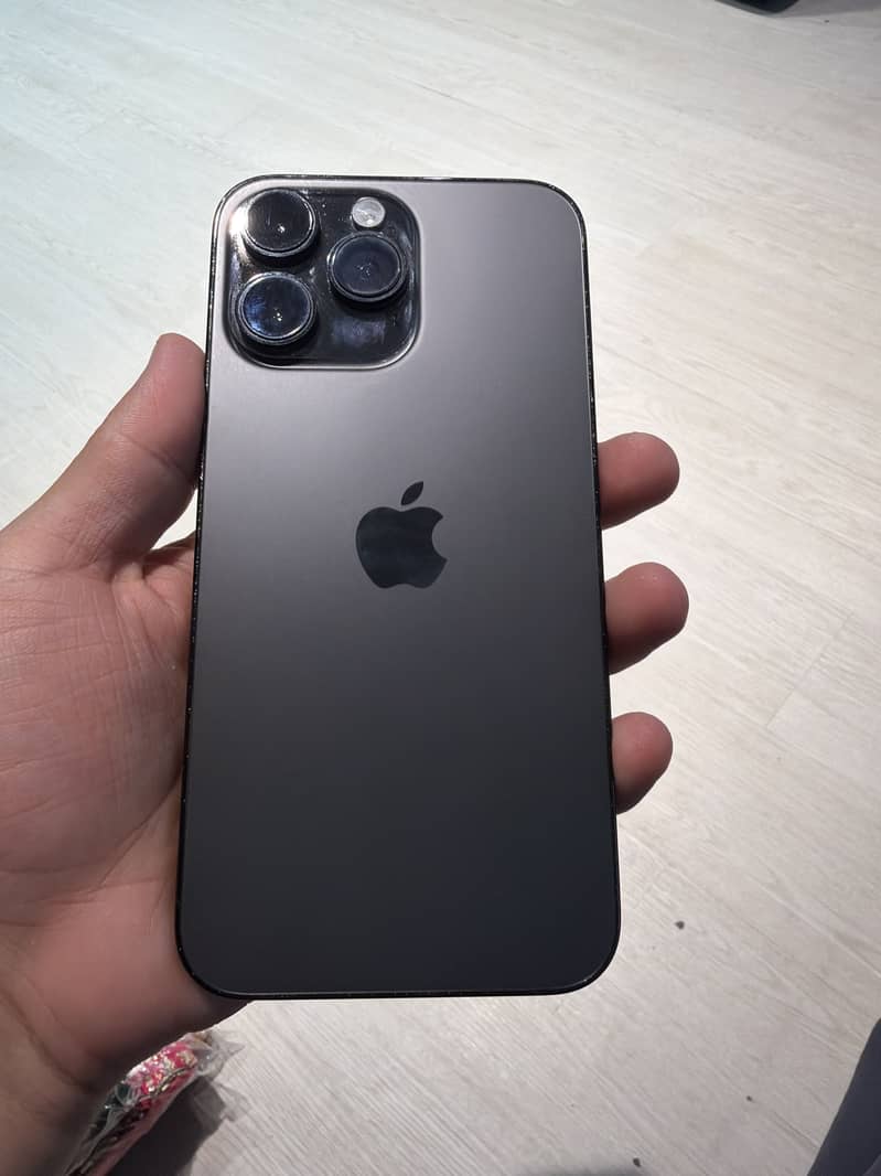 Apple iPhone 14 Pro Max 0