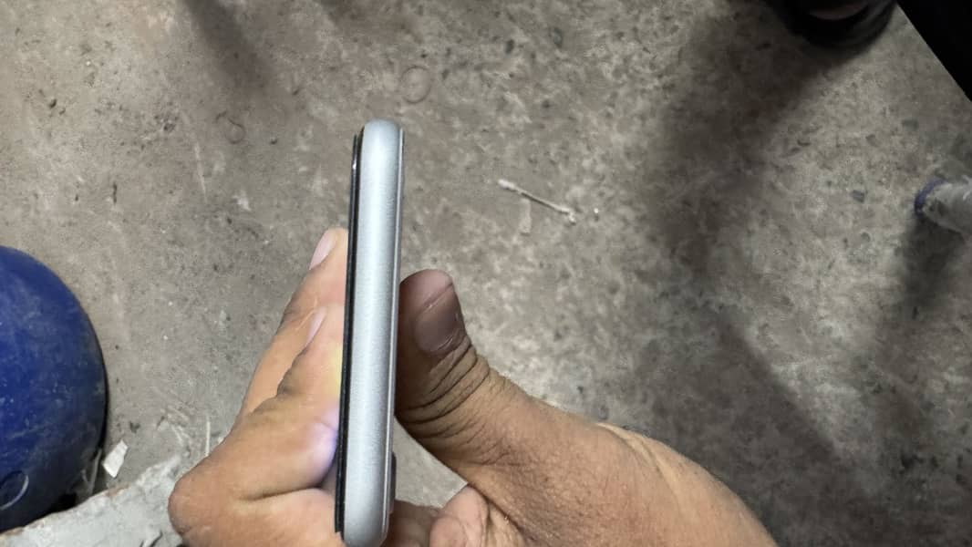 Apple iPhone SE 4