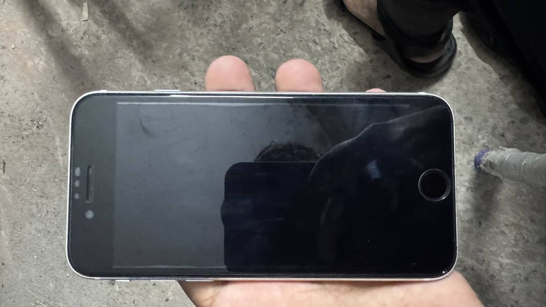 Apple iPhone SE 7