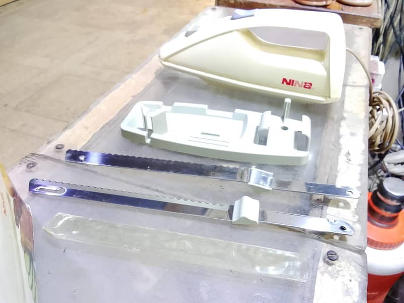 Electric Knife 4