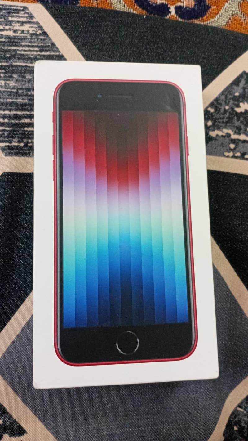 Apple iPhone SE 3rd generation (2022) 4