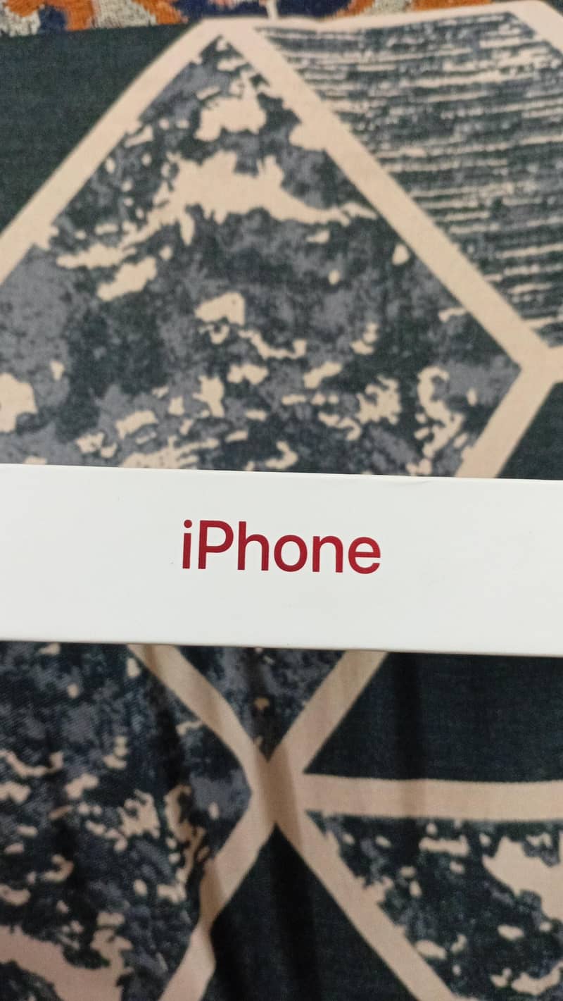 Apple iPhone SE 3rd generation (2022) 5