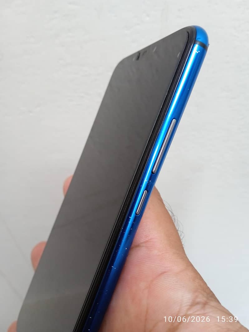 Huawei Nova 3i 0