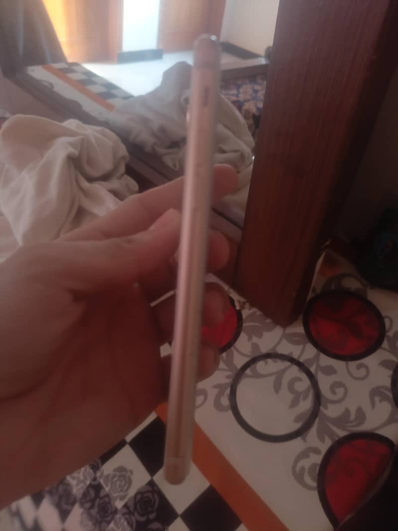 Apple iPhone 8 2