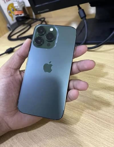 Apple iPhone 13 Pro WhatsApp 03253004135