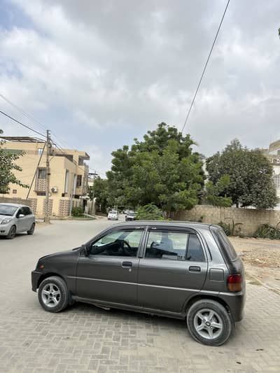 Daihatsu Cuore 2001