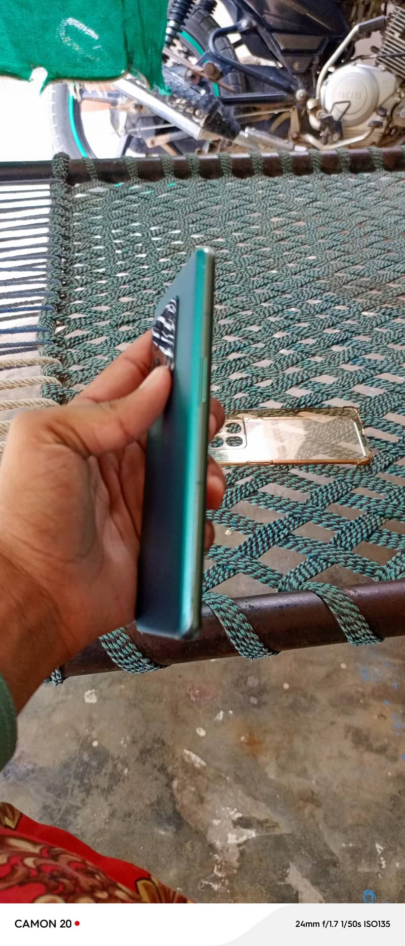 One Plus 10 Pro 4