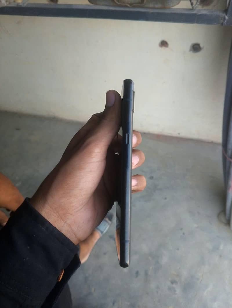 Google Pixel 6a 4