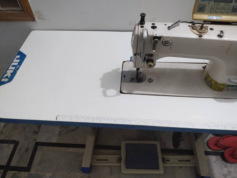Auto sewing machine 1