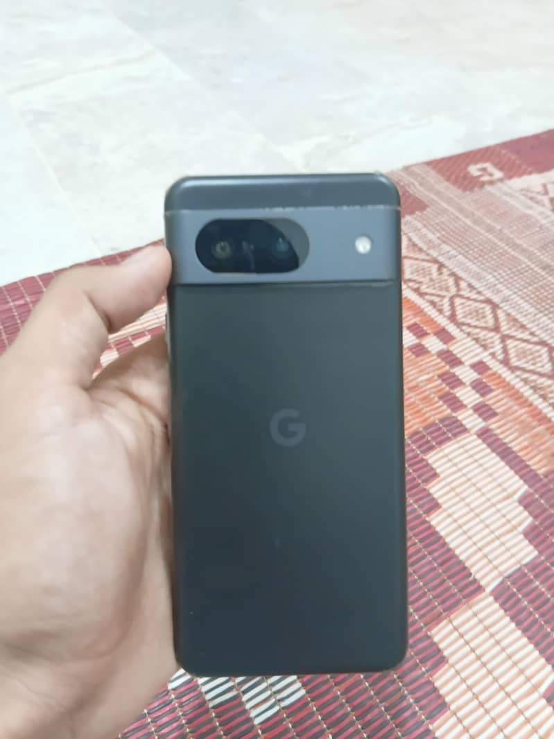 Google Pixel 8 1
