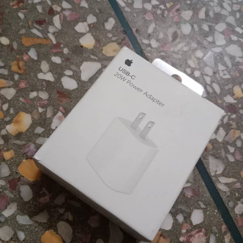 apple adaptor 1