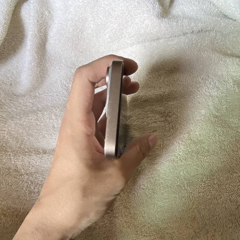 Apple iPhone X 5