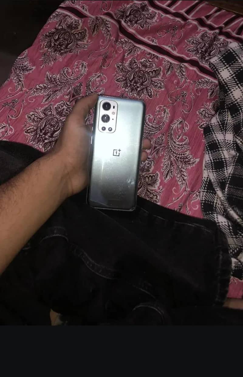 One Plus 9 Pro 0