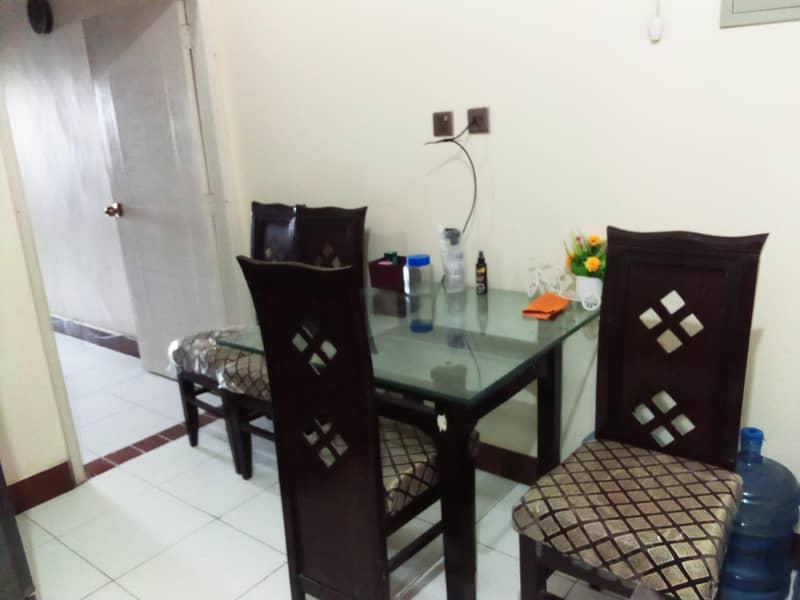 dining table and 4 chairs 1
