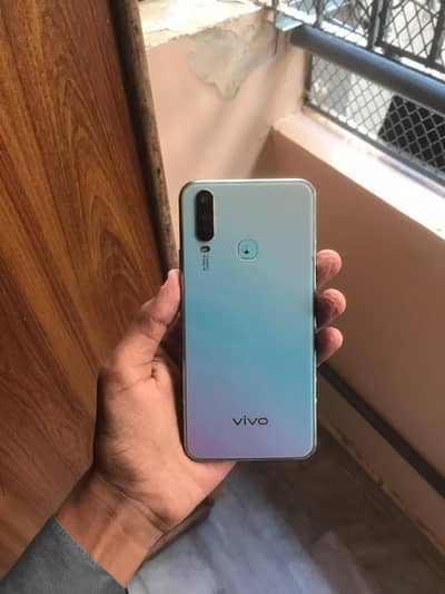 Vivo Y17