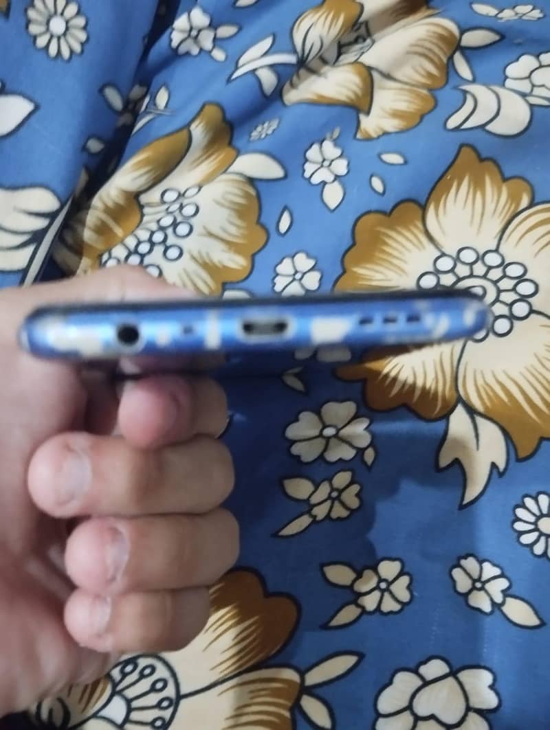 OPPO A16e 4