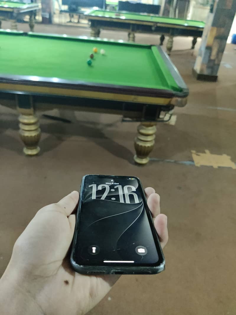 Apple iPhone 11 3