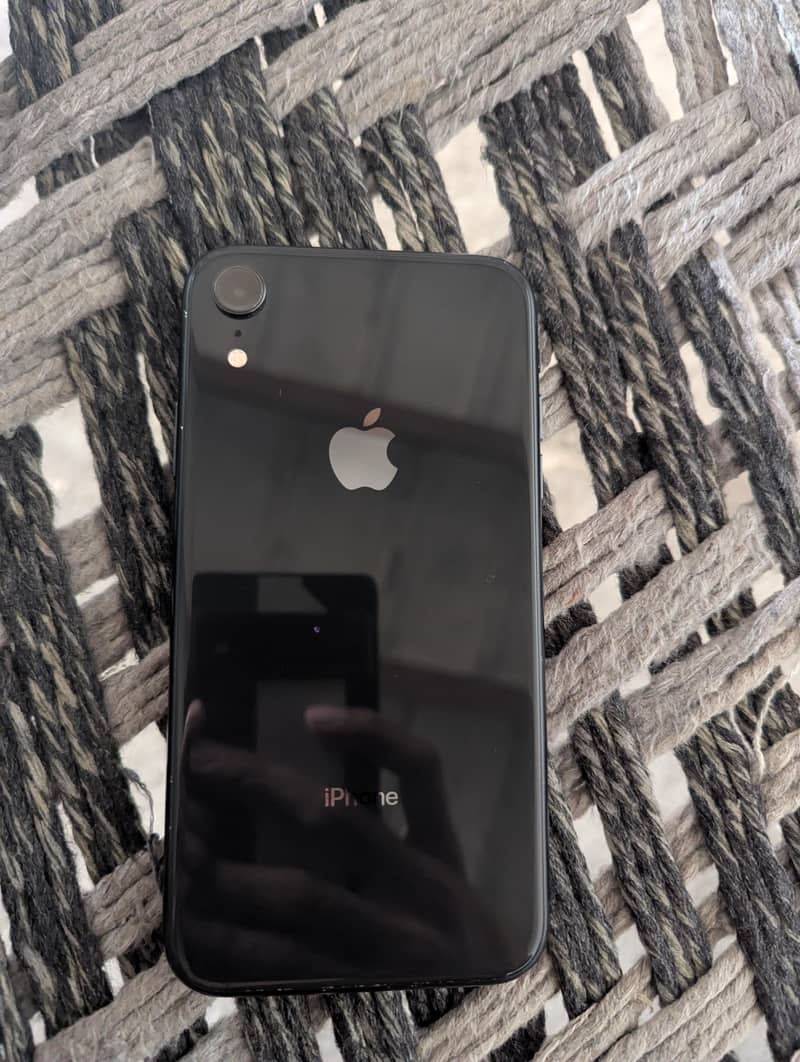 Apple iPhone XR 2