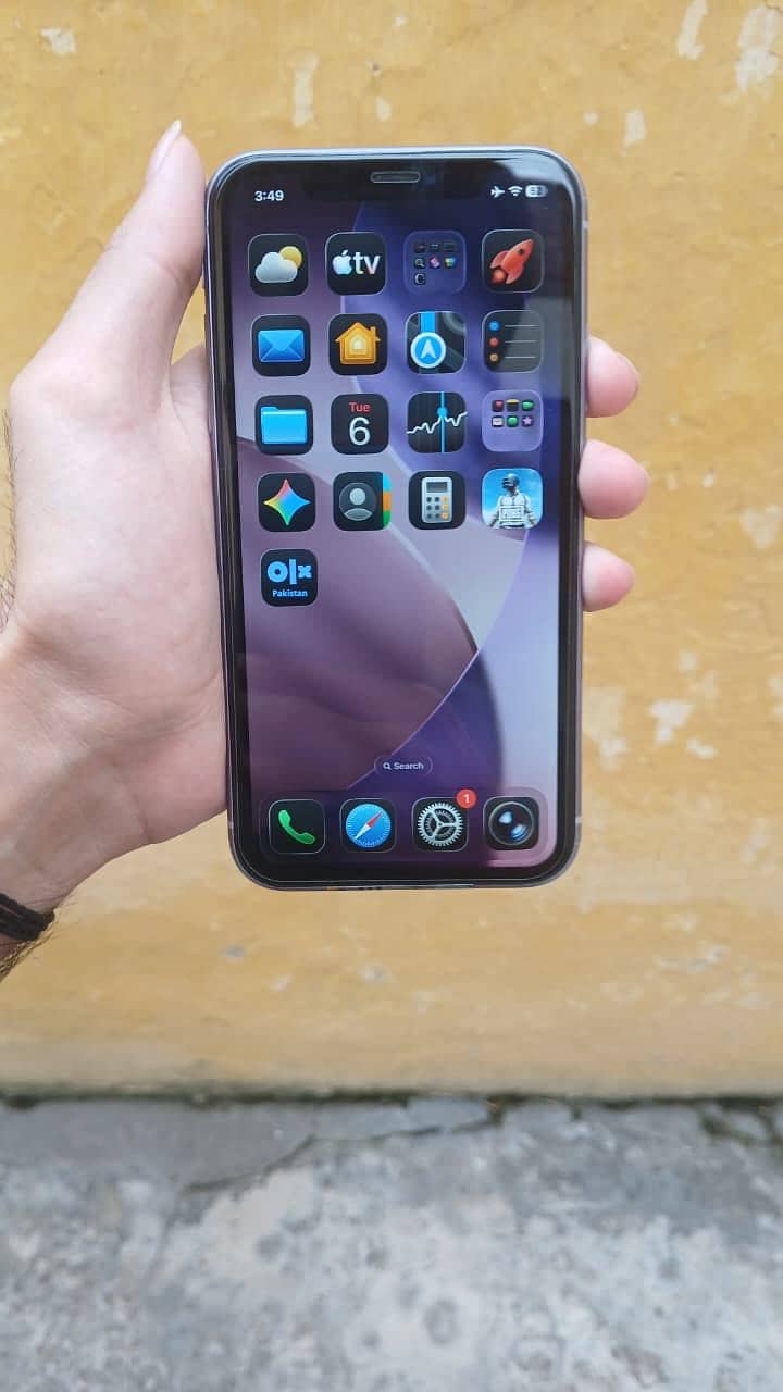 iPhone 11 6