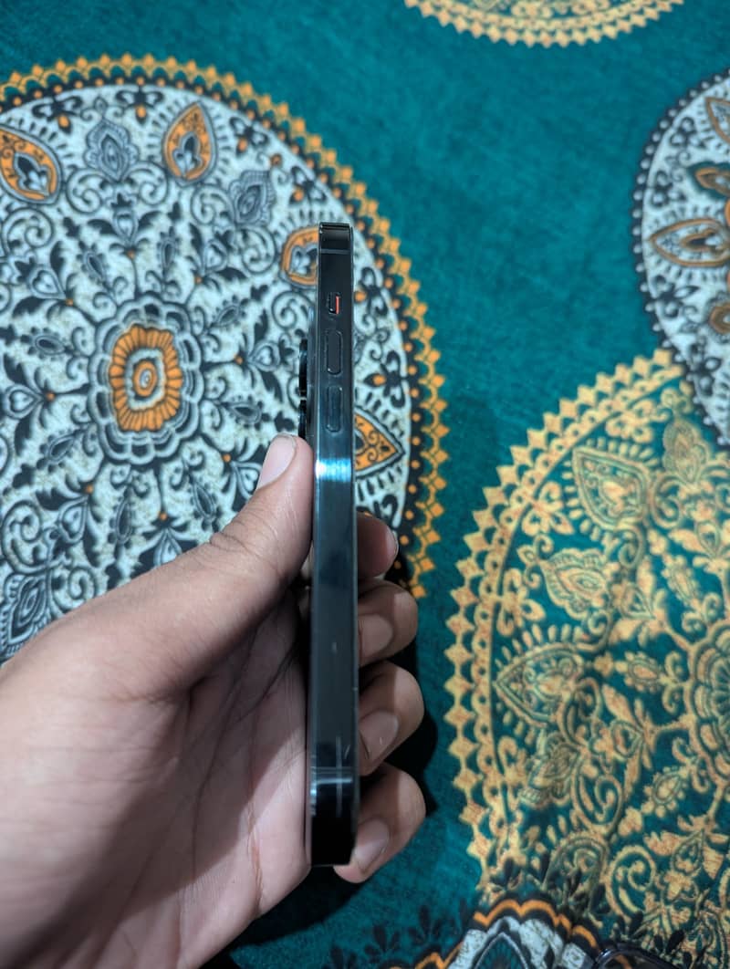 Apple iPhone 14 Pro 5