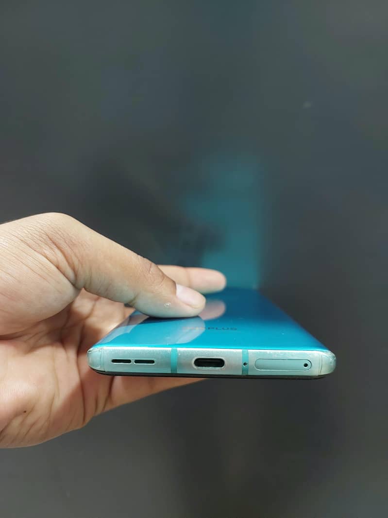 One Plus 8T 4